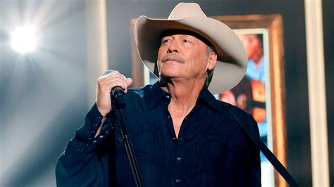 Country music star Alan Jackson stays silent on bizarre rumor he had ...