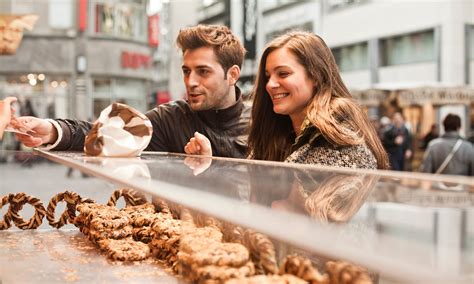 Chase Freedom Unlimited vs. Sapphire Preferred: Sapphire Travels Better ...