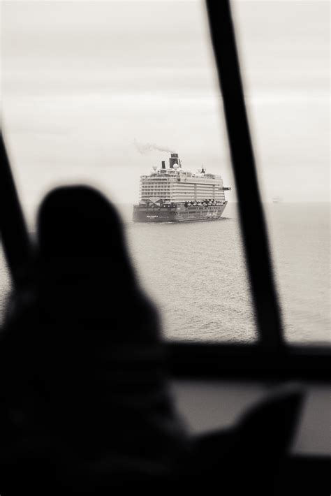 Image result for Alien Schiffe