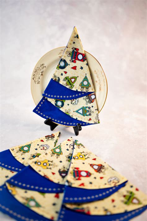 Christmas Tree Napkin Pattern 的图像结果