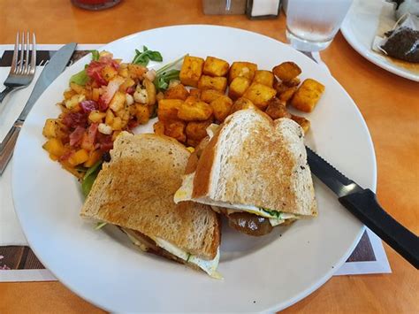 BEN & FLORENTINE, Chicoutimi - 1401 Boulevard Talbot - Menu, Prices ...