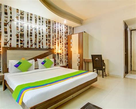 TREEBO ROCKWELL PLAZA (New Delhi) - 2026 Hotel Reviews, Photos, Rate ...