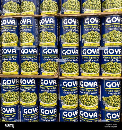 Orlando, FL USA - February 8, 2021: The Goya canned Green Pigeon Peas ...