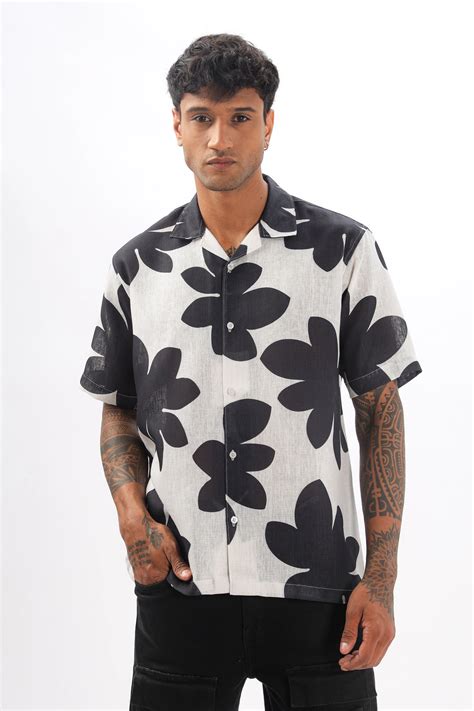 Cream floral printed linen shirt at the best price on Vestirio – VESTIRIO