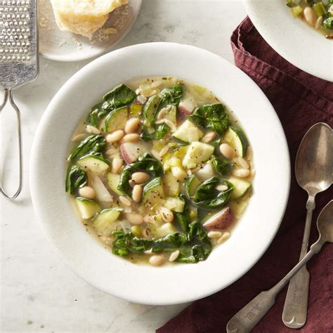 20+ High-Protein, Low-Calorie Soup Recipes
