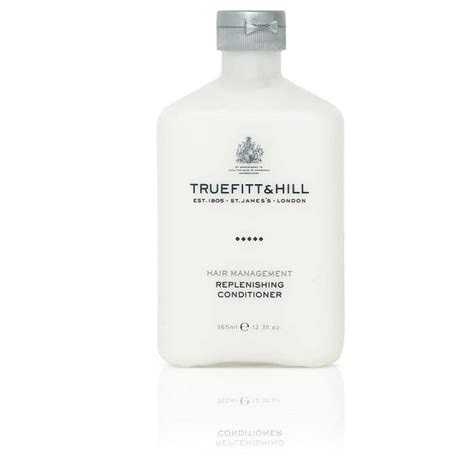 Perfect shampoo for men's hair management – Truefitt & Hill India