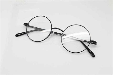 框架眼镜VS隐形眼镜哪个好？ - 知乎
