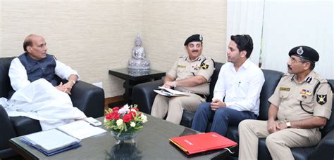 Shri Nabeel Ahmad Wani from J&K, who topped the BSF Entrance Exam ...