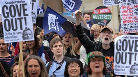 英国全国大罢工反对实际工资下降 - 乌有之乡