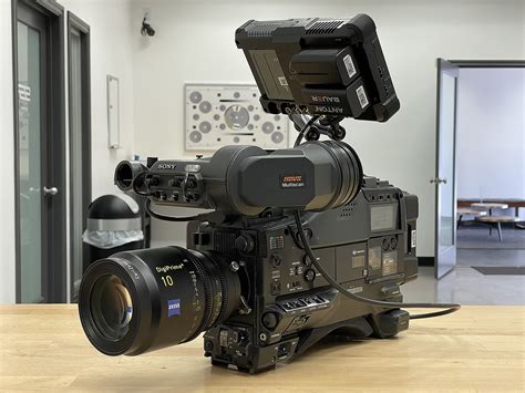 Rent a Sony HDW-F900R CineAlta 24P HDCAM Package (Zeiss Prime/Fuji Zoom ...