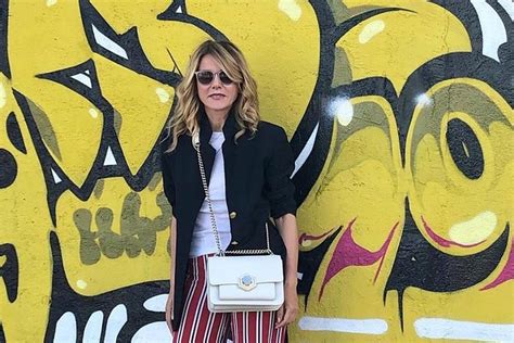 Personal Shopper in Milan - shopping tour 2022 - Viator