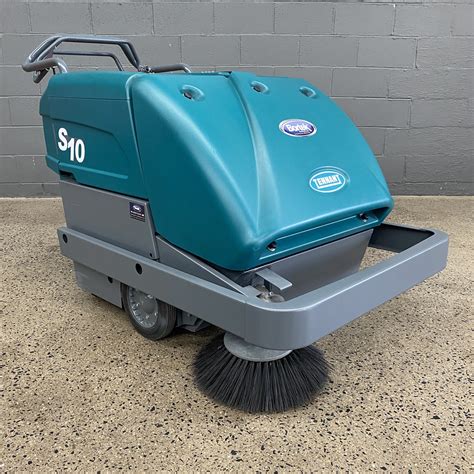 Used Tennant S10 Walk-Behind Sweeper - Bortek Shop