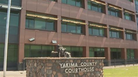 Yakima Superior Court Judge Richard Bartheld announces retirement ...