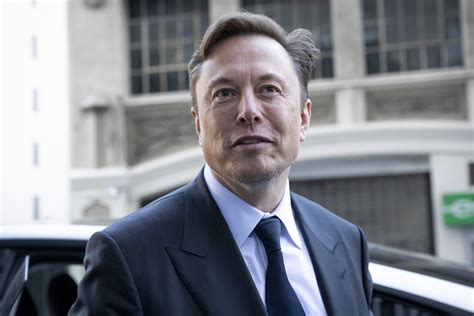 Elon Musk Targeted by FTC for Deposition in Twitter Privacy Probe ...
