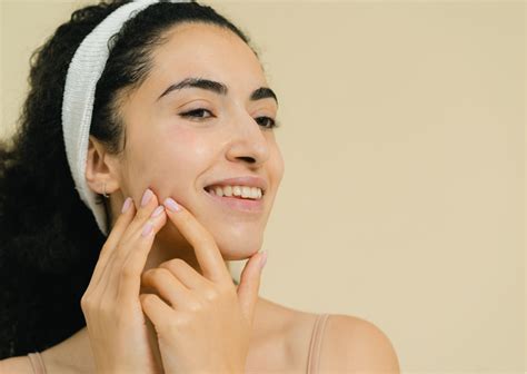 About Licorice and Benefits of Licorice for Skin - The Pink Foundry