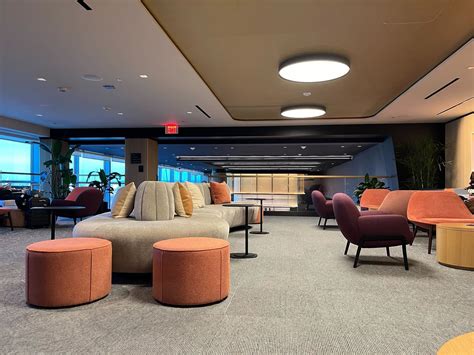 Etihad Airways Lounge (Chase Sapphire Lounge by The Club) at Washington ...