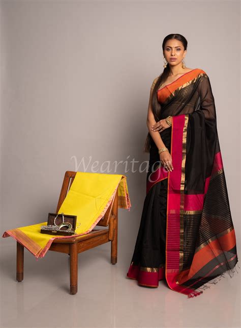 Black Handwoven Multi Colour Border Maheshwar Saree – Wearitage