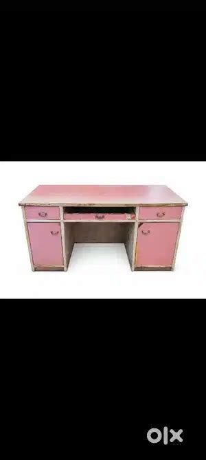 Table and showcase - Other Household Items in Killa Pardi, Pardi ...