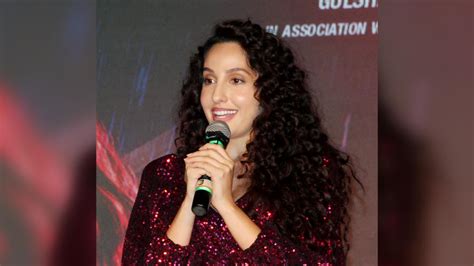 Nora Fatehi in sequined mini dress steals the spotlight at Street ...