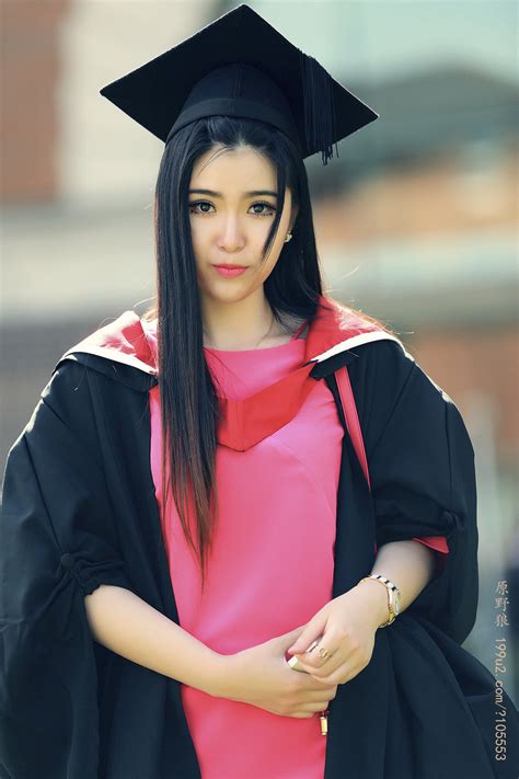对外经贸大学举行2018届来华留学生毕业典礼[4]- 中国日报网