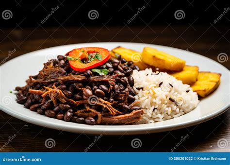 Pabellón Criollo: Venezuelan National Dish with Shredded Beef and Sides ...