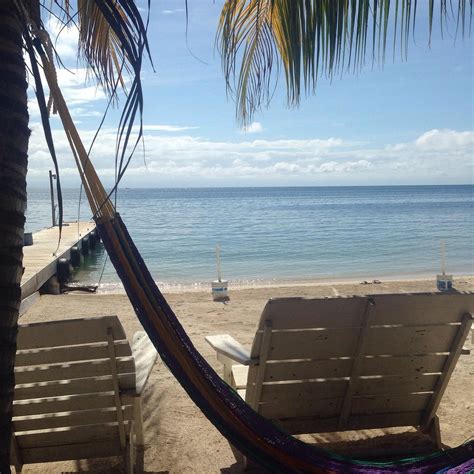 PIRATE'S BAY INN DIVE RESORT (Utila, Bay Islands) - Hotel Reviews ...