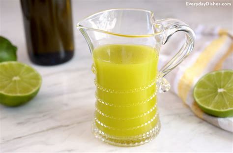 Making Dressing 的图像结果