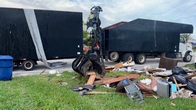 Area codes 561 and 728 Area Code 728 Location 的图像结果