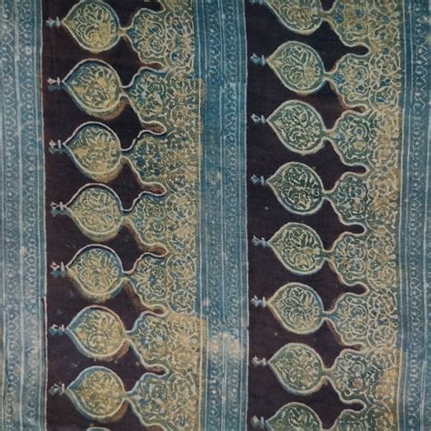 Pure Cotton Vanaspati Dull Black With Green Blue Border Hand Block Pri ...
