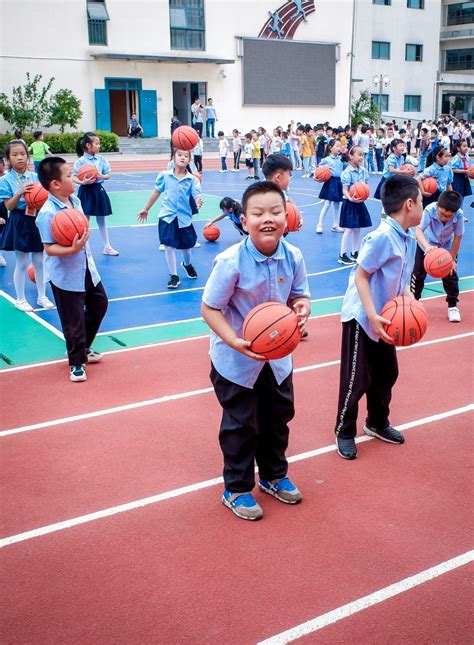 云时代，常州清潭小学如何让体育锻炼智能化？_运动