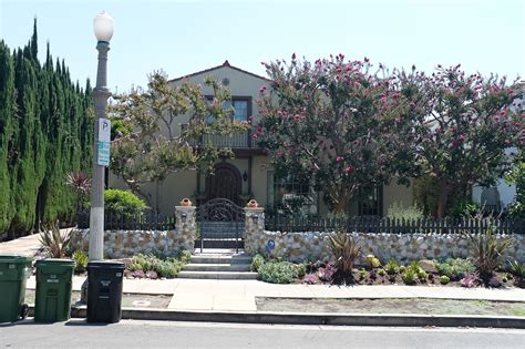 Larchmont Village and Windsor Square Neighborhood, Los Angeles ...