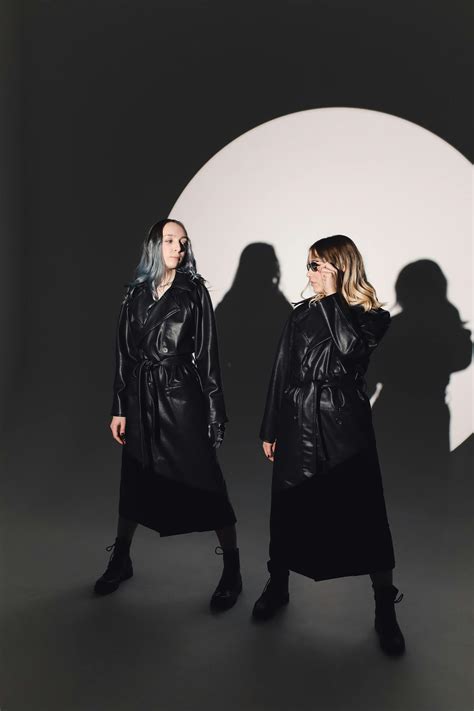 Models On Runway 的图像结果