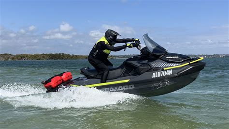 2026 Yamaha Crosswave: Yamaha launches four-seat wide-body fishing Jet ...