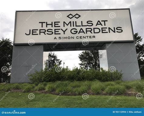 The Mills at Jersey Gardens in Elizabeth, New Jersey Editorial Stock Image - Image of interior ...
