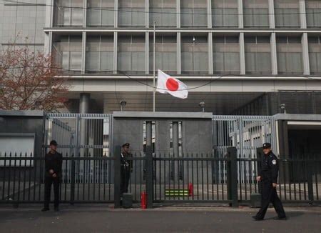 日本大使館も半旗 李前首相に哀悼の意―北京：時事ドットコム