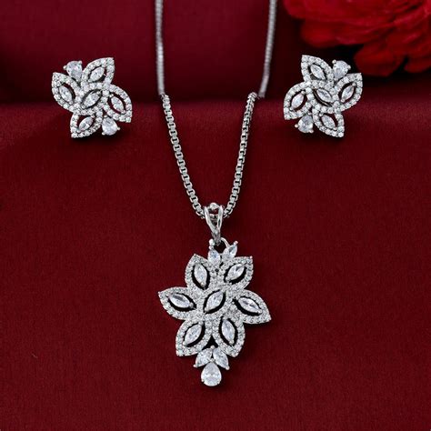 Buy Designer Zircon Pendant Sets Online - Rebaari