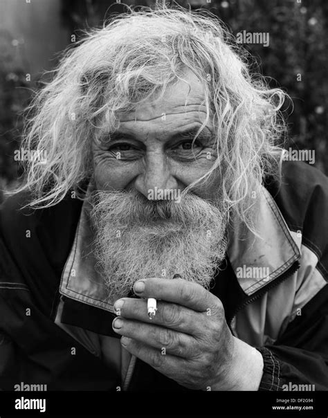 Homeless People Photography 的图像结果
