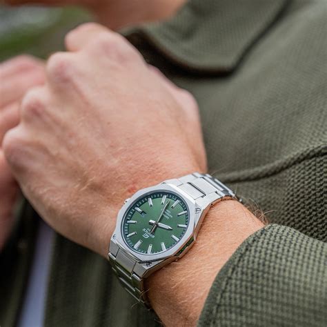 EFR-S108D-3AV | CASIO
