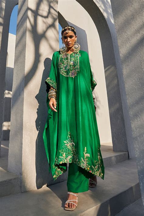 Nivriti Kaftan Set – anupellakuruofficial