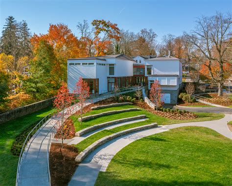 Sculpture Garden | The Aldrich Contemporary Art Museum