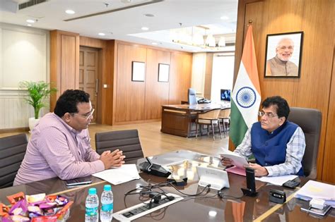 Union Minister Piyush Goyal meets Paytm founder, discuss making India ...
