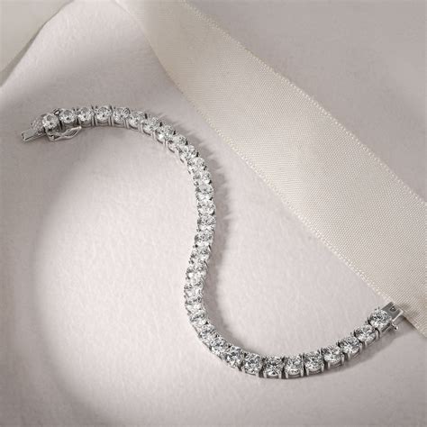 Shop Trendy Silver Bracelets for Ladies at 40% Off - Touch925