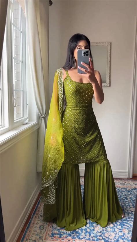 Green Embroidered Kurta And Sharara Suit Set with Dupatta – subhvastra