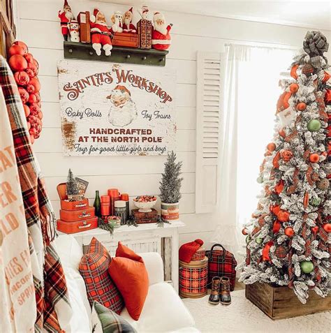 19 Plaid Christmas Ornaments for a Festive Farmhouse Tree