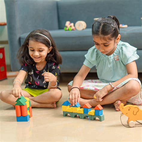 Eco-Friendly 32-Piece Wooden Building Block Set | Feelto Toys