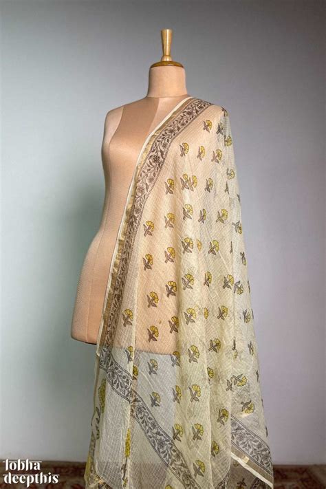 Dupattas – Lobha Deepthis