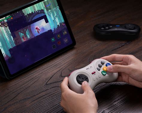 8Bitdo M30 Bluetooth Gamepad - White - MaxGaming.com