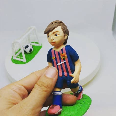 Fondant Human Figures Football 的图像结果