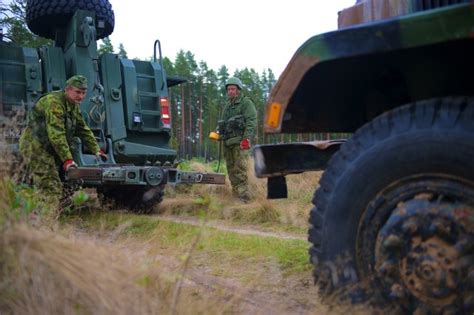 Baltic Push: 'Sky Soldiers' and Lithuanians help strengthen alliance ...
