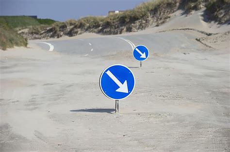 Custom Property Manager Signs - Residential & Commercial